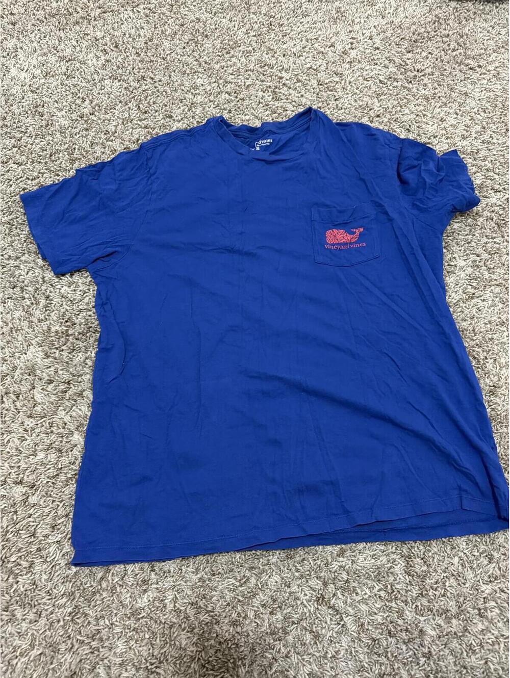 vineyard vines Mens XL Blue Whale Logo T-Shirt Pocket - Picture 2 of 5